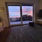 Sun Terrace דירה רייקה